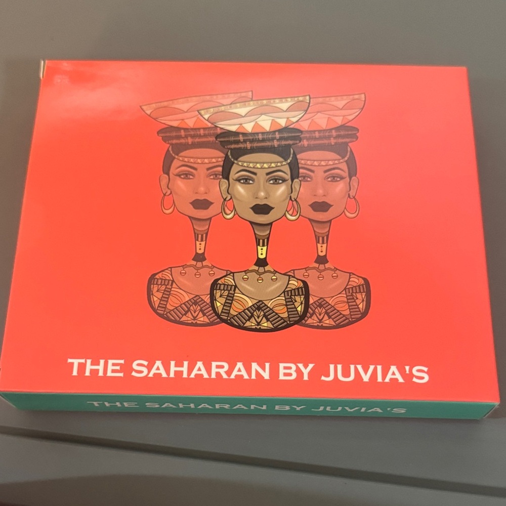Juvia's Place The Saharan Eyeshadow Palette